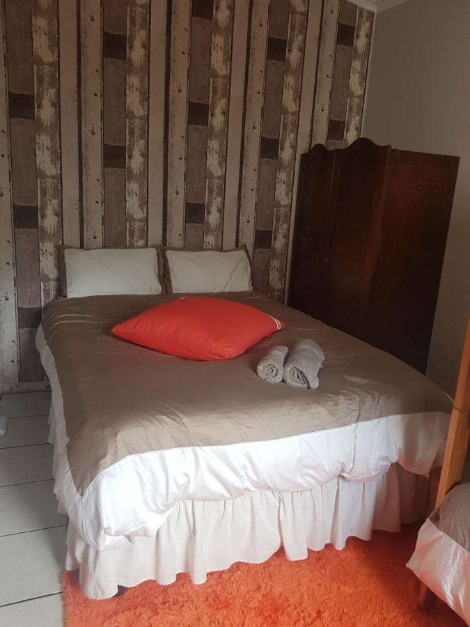 Keedols Inn & Backpackers Knysna Extérieur photo